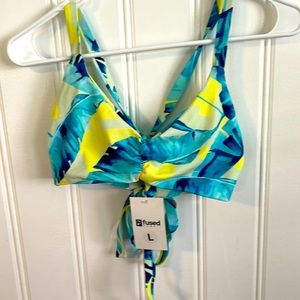 Fused Hawaii tropical Tetris Kohanaiki top